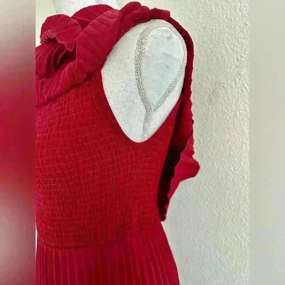 Chicwish Dancing Till Dawn Off-Shoulder Pleated Maxi Dress In Wine Size XS/S - Picture 7 of 14